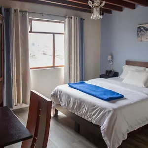 https://hotel-colonial-san-agustin.hotelsquito.com